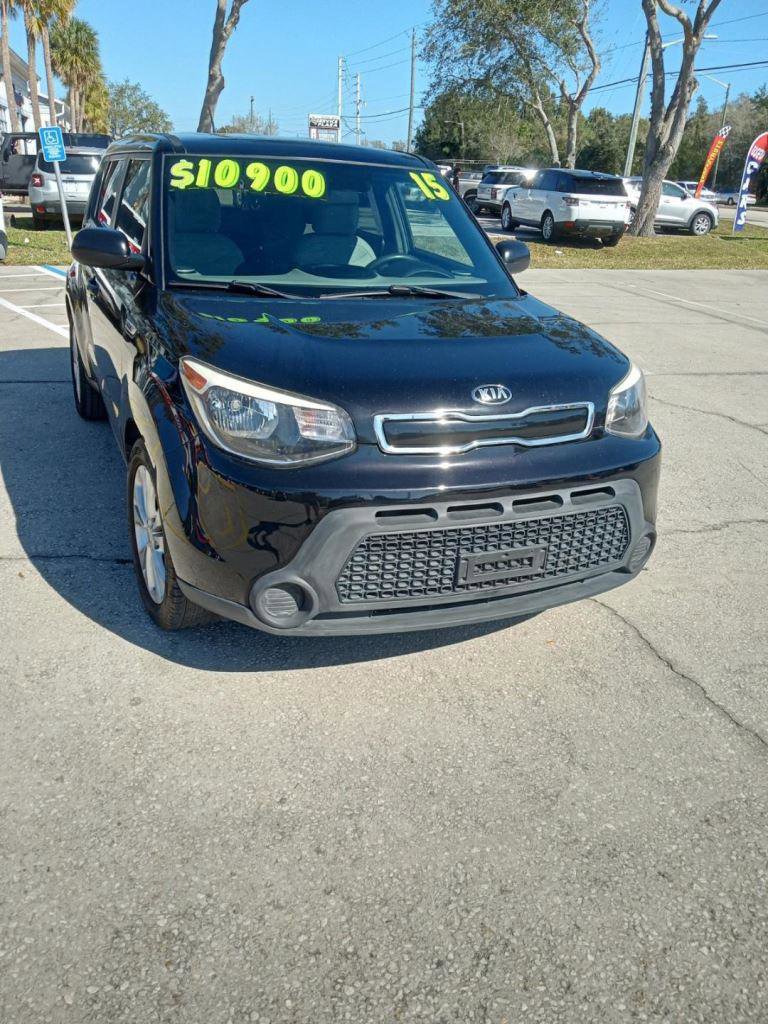 Used 2015 Kia Soul + image 9