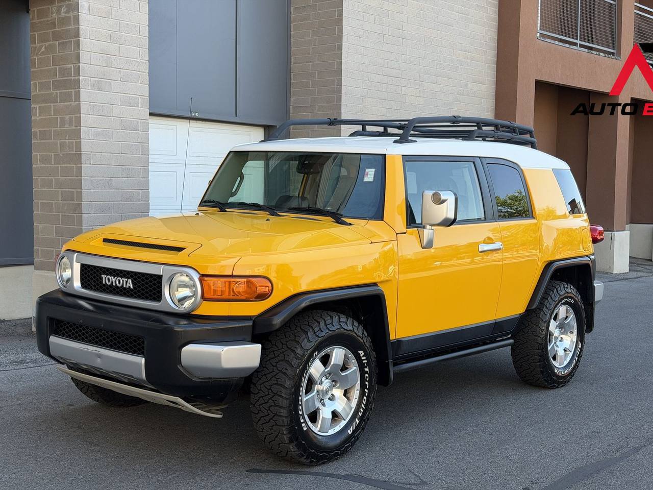 Used 2009 Toyota FJ Cruiser 4WD w/ Upgrade Pkg 2 image 1
