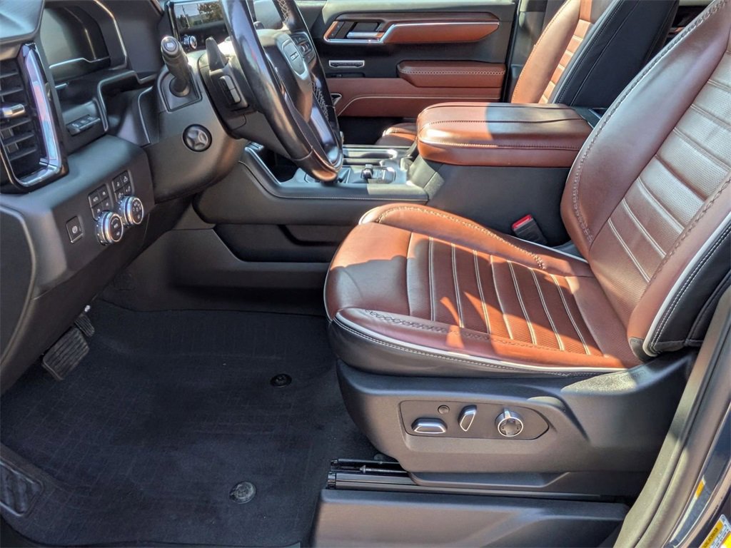 Used 2023 GMC Sierra 1500 Denali Ultimate image 13