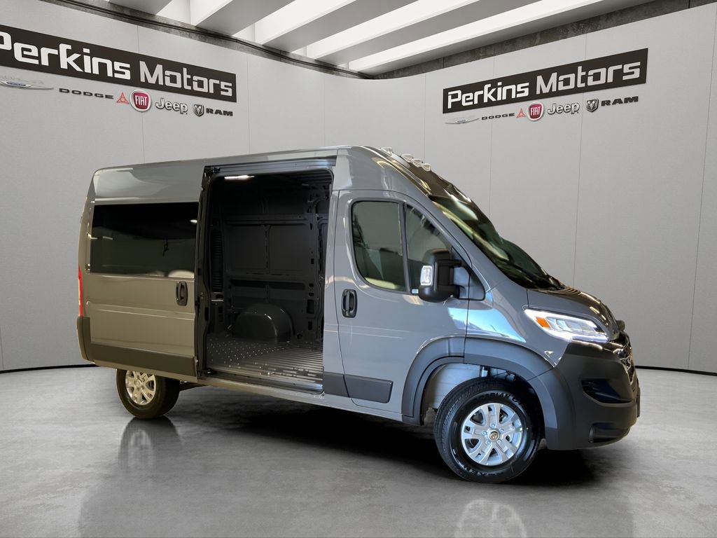 New 2025 RAM ProMaster 1500 w/ Quick Order Package 22G SLT image 1