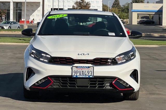 Used 2024 Kia Forte GT-Line w/ GT-Line Premium Package FWD image 9