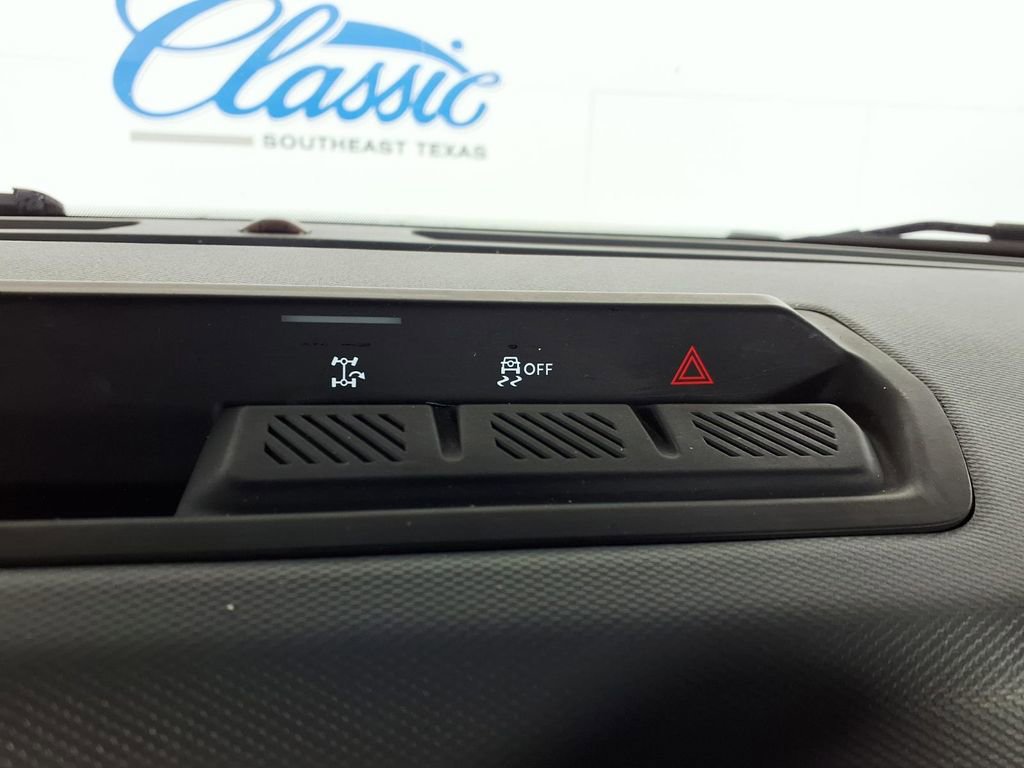 Used 2022 Ford Bronco Big Bend image 23
