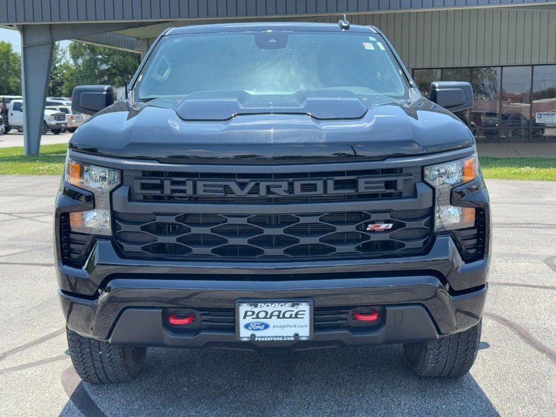 Used 2025 Chevrolet Silverado 1500 Custom Trail Boss AWD/4WD image 9