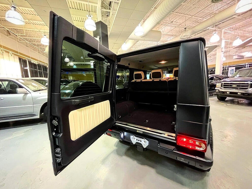 Used 2015 Mercedes-Benz G 550 image 7