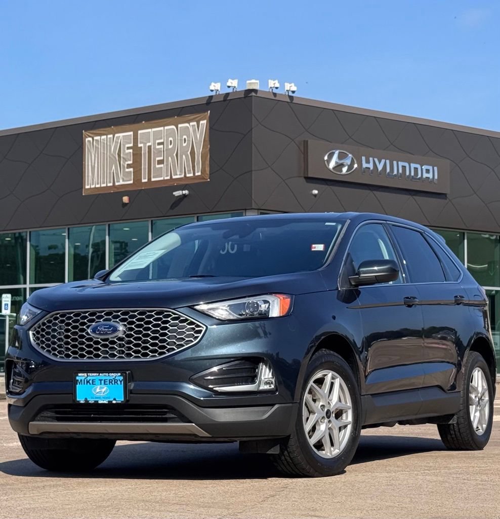Used 2024 Ford Edge SEL w/ Convenience Package