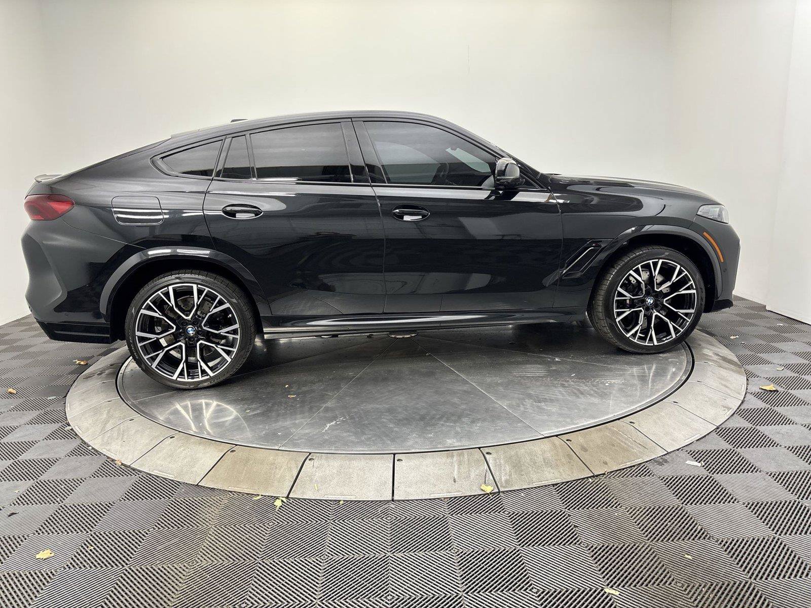 Used 2024 BMW X6 M Competition w/ Executive Package AWD/4WD image 17