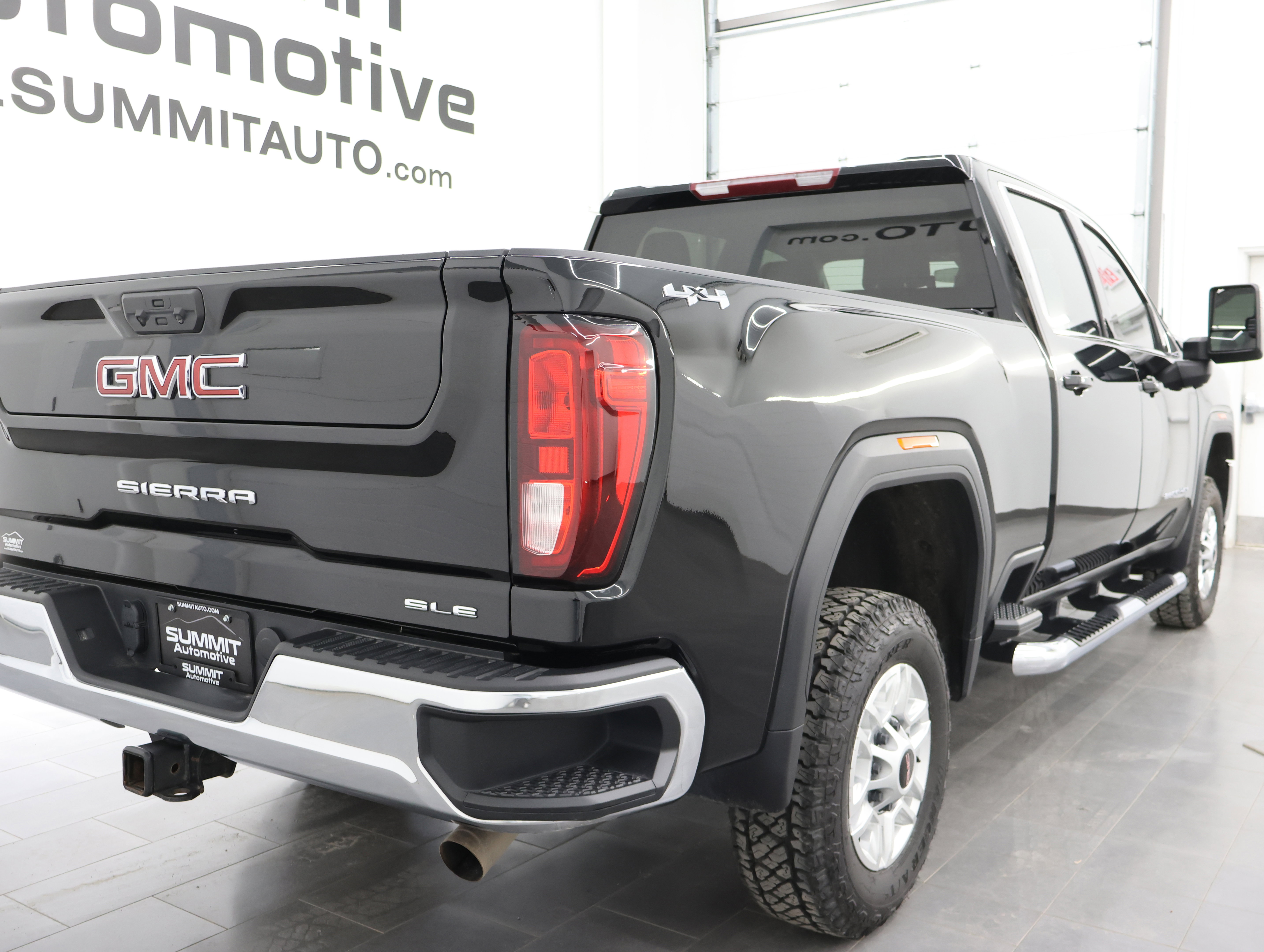 Used 2023 GMC Sierra 2500 SLE w/ SLE Convenience Package image 55