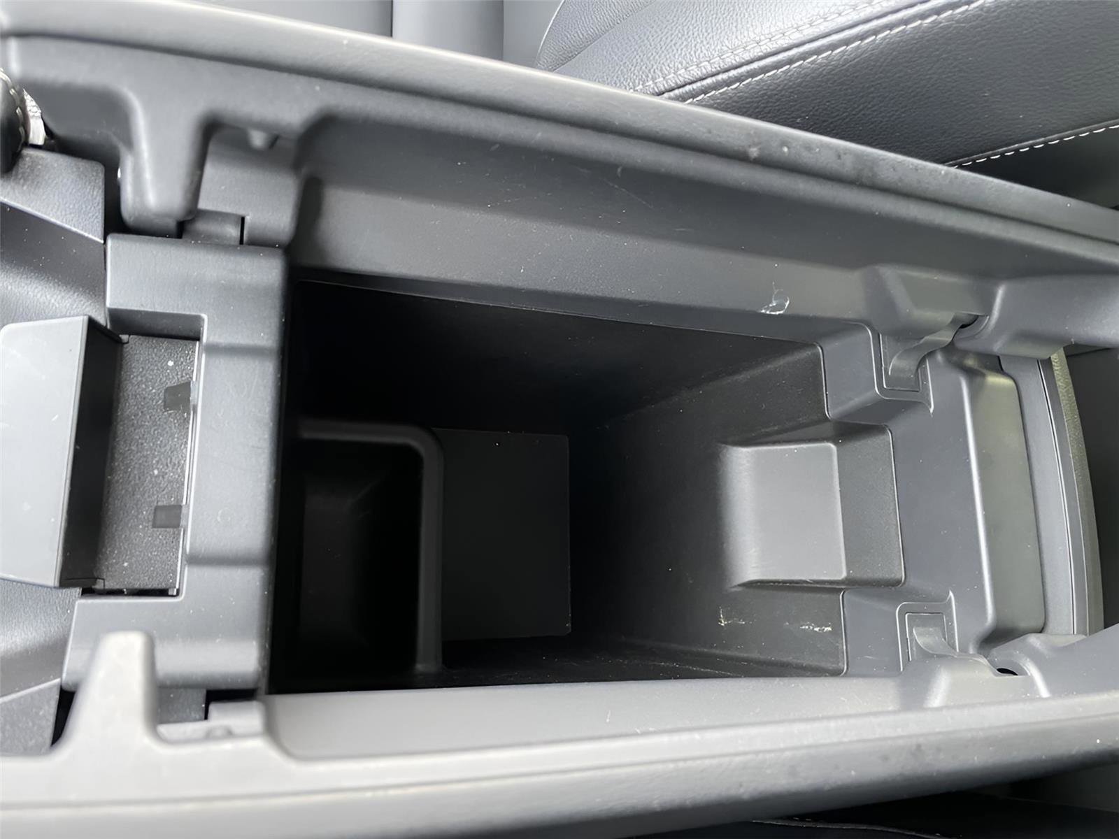 Used 2023 Nissan Rogue SL w/ SL Premium Package image 27