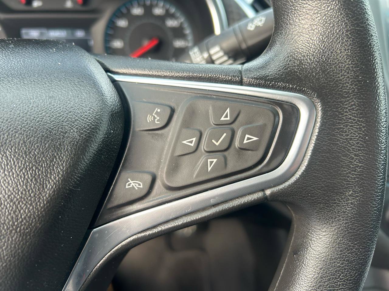 Used 2016 Chevrolet Malibu LT image 16