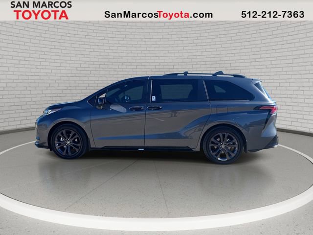 Certified 2025 Toyota Sienna XSE image 8