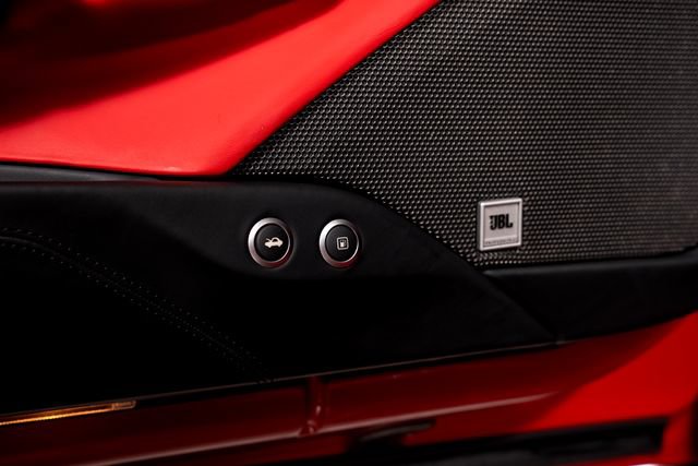 Used 2017 Ferrari 488 Spider RWD image 20