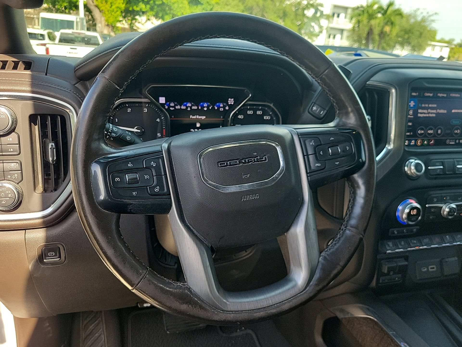 Used 2021 GMC Sierra 2500 Denali w/ Denali Ultimate Package AWD/4WD image 22