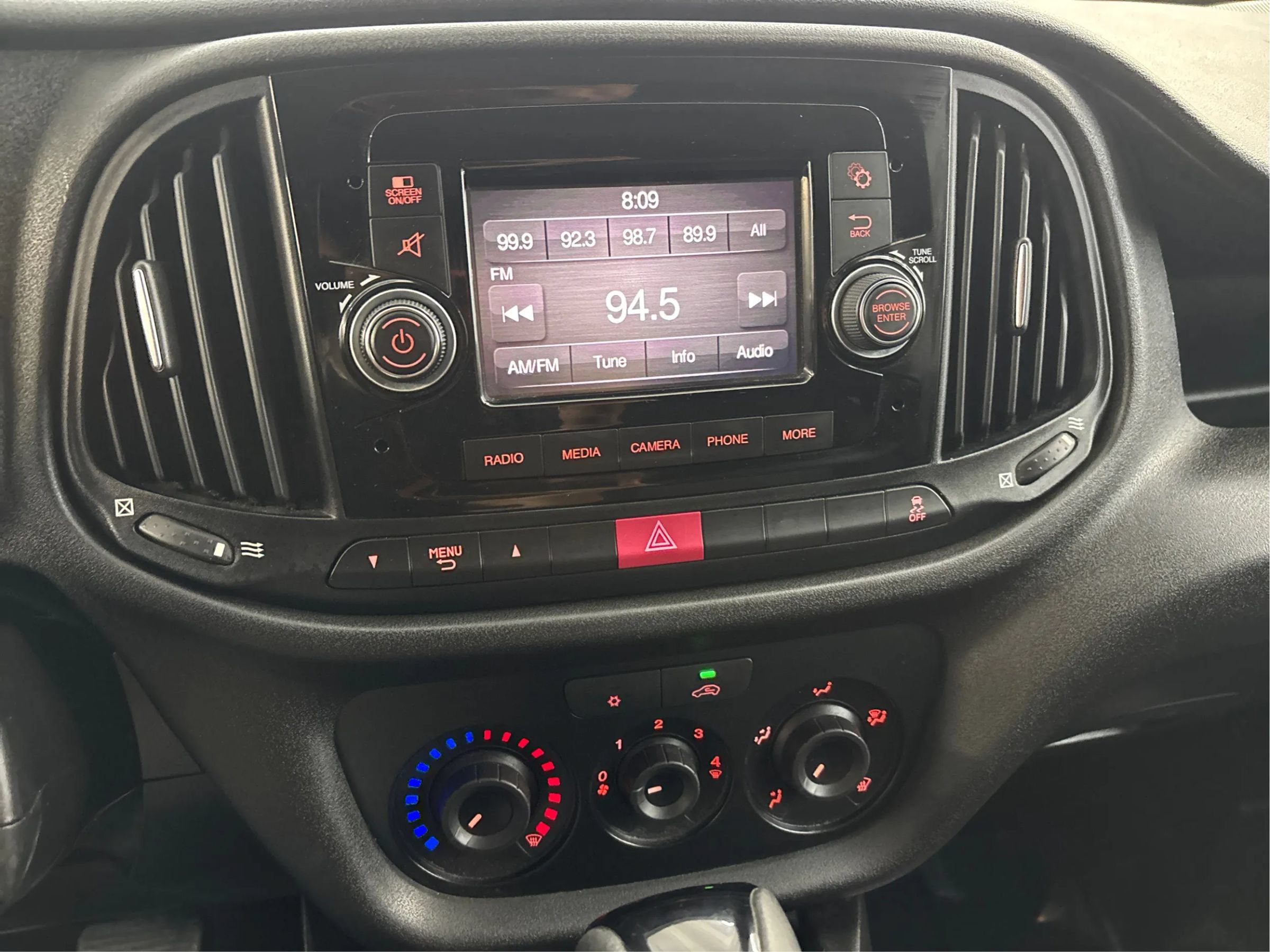 Used 2022 RAM ProMaster City Tradesman FWD image 19