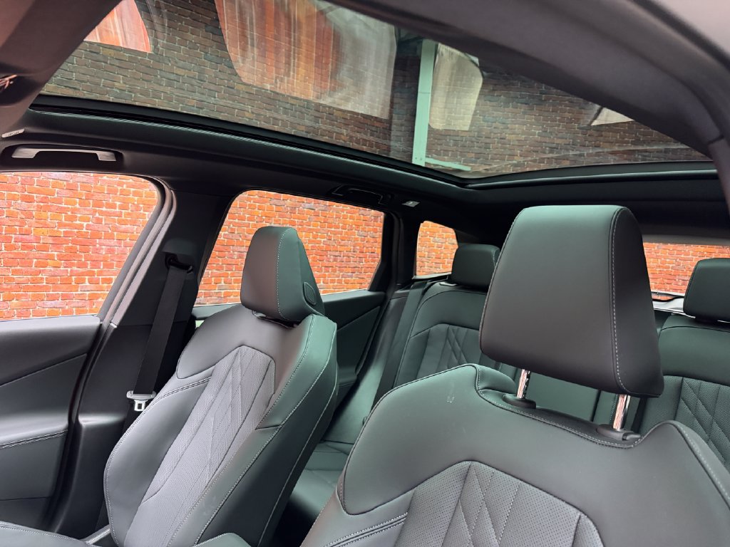 Certified 2025 BMW X3 xDrive30i AWD/4WD image 3