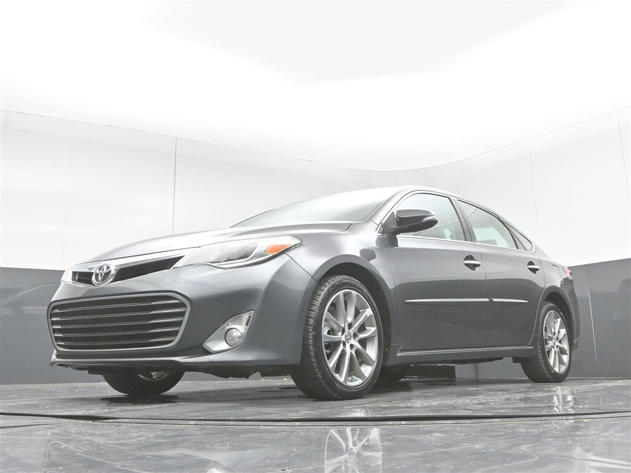 Used 2015 Toyota Avalon XLE Touring image 29