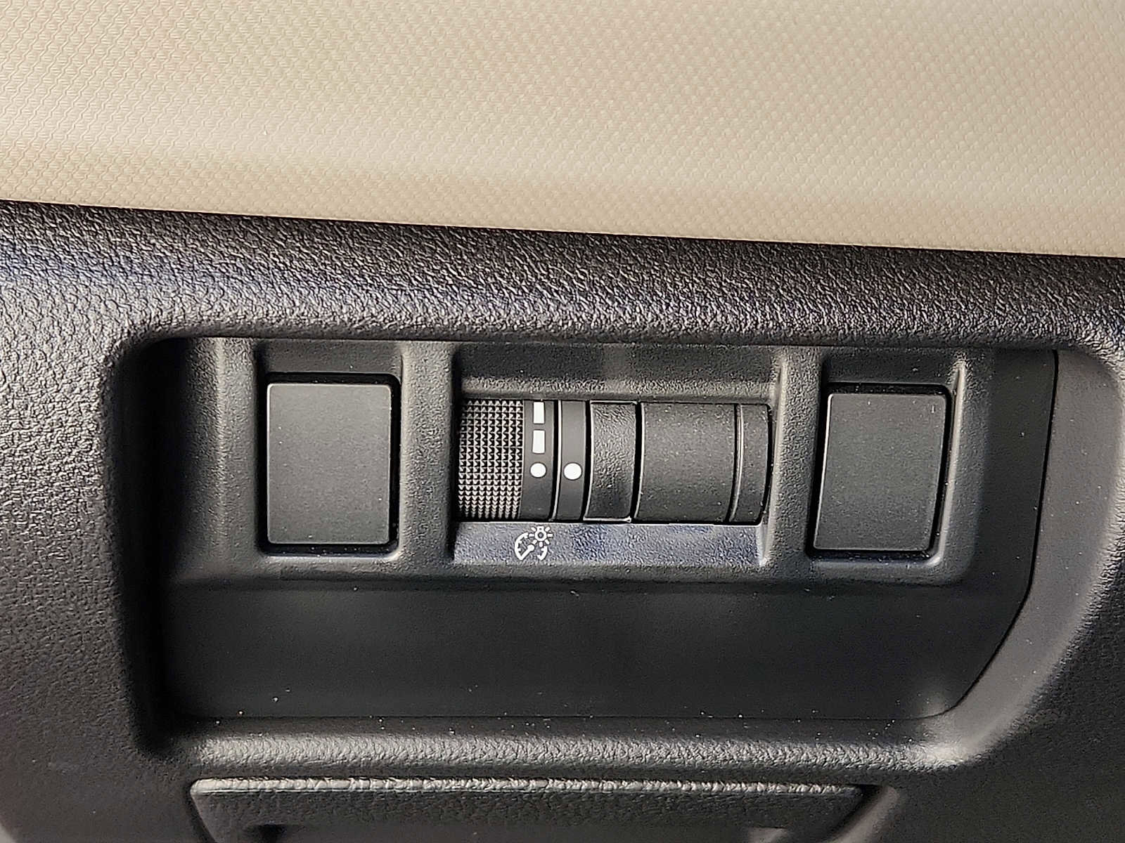 Certified 2025 Subaru Forester image 25