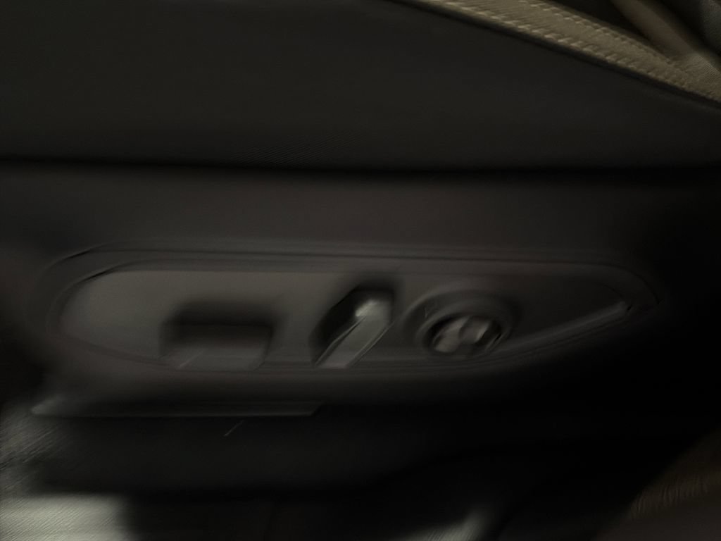 New 2026 Jeep Grand Cherokee Laredo X AWD/4WD image 18