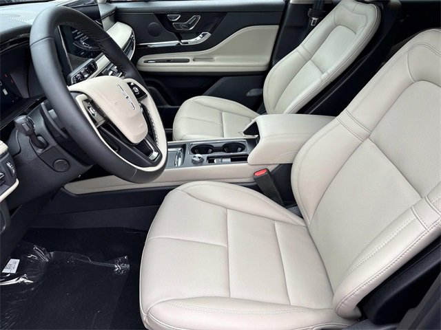 New 2026 Lincoln Corsair Premiere image 23