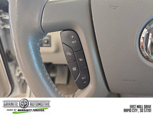 Used 2017 Buick Enclave Premium w/ Experience Buick Package FWD image 33
