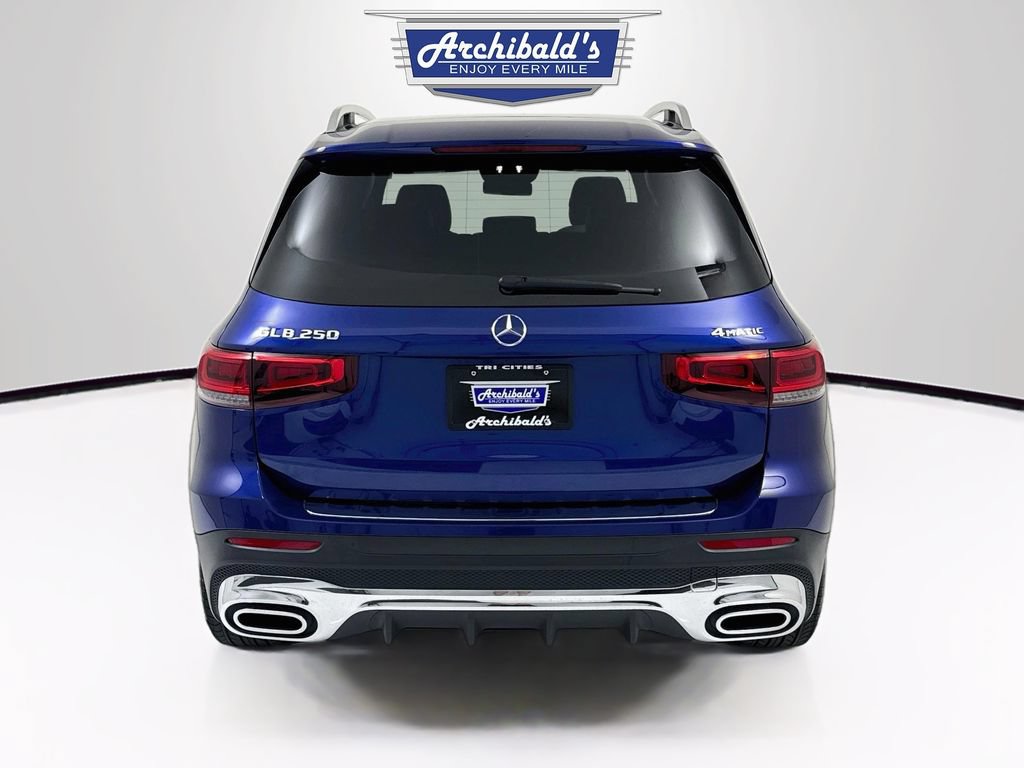 Used 2021 Mercedes-Benz GLB 250 4MATIC image 7