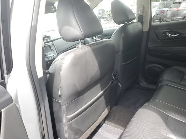 Used 2019 Nissan Rogue SL AWD/4WD image 14