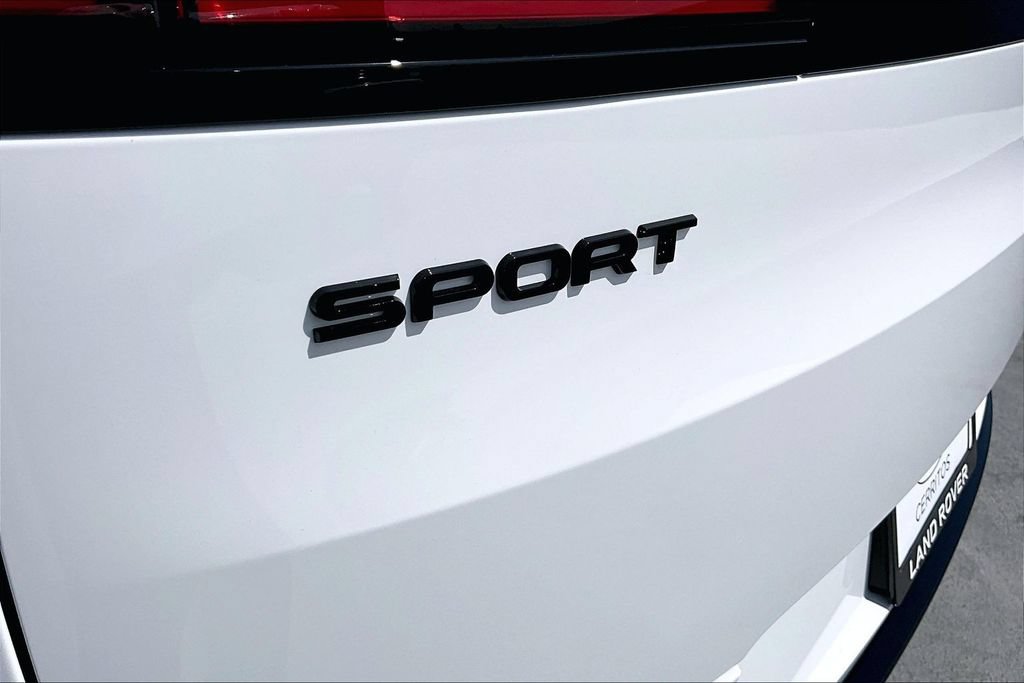New 2026 Land Rover Range Rover Sport Dynamic SE AWD/4WD image 9
