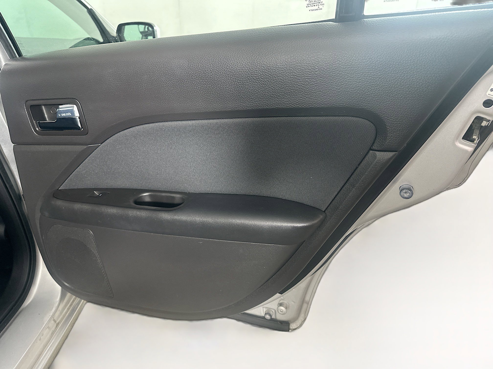 Used 2011 Ford Fusion SE w/ 202A Rapid Spec Order Code FWD image 27