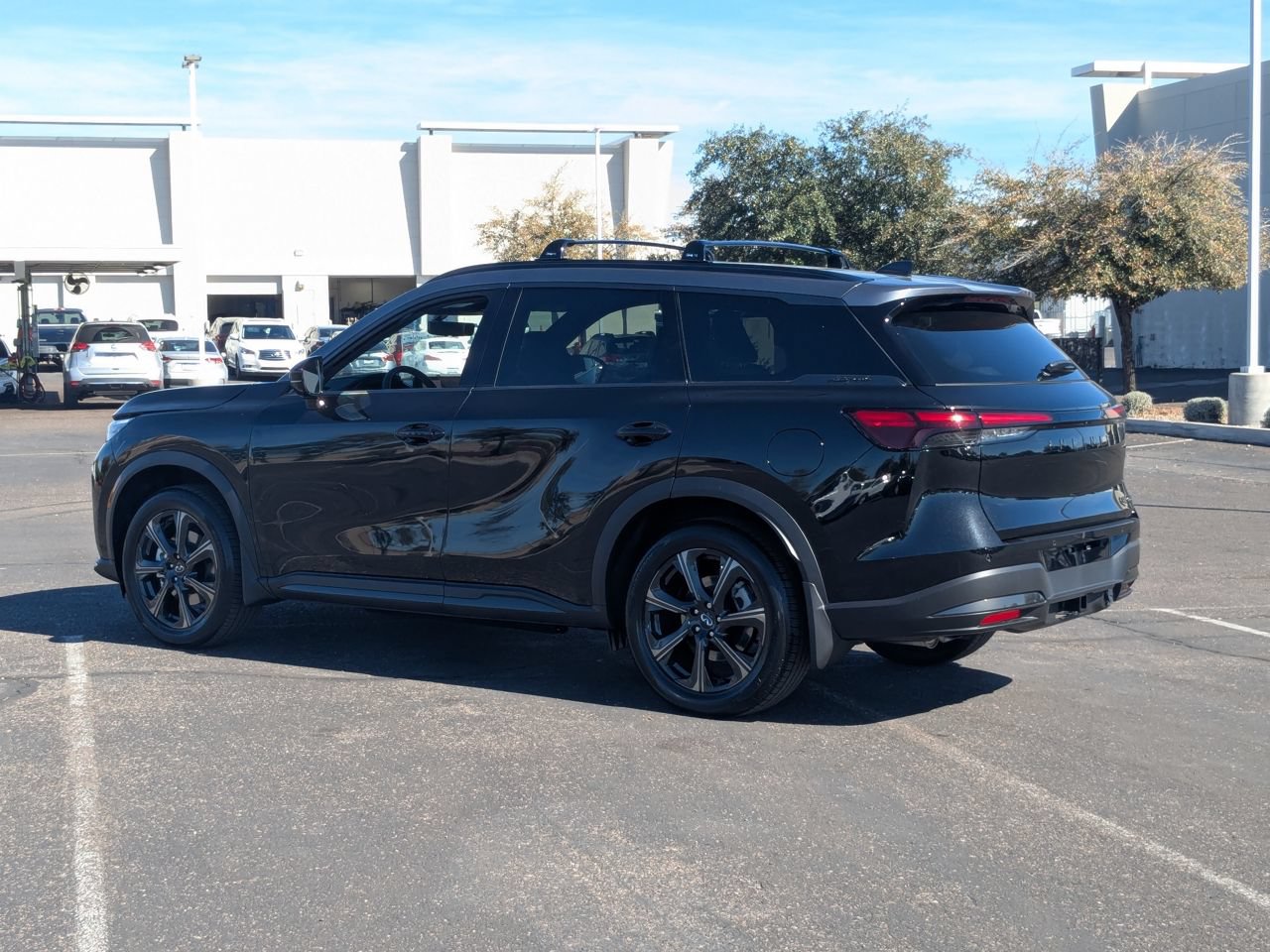 Certified 2026 INFINITI QX60 Autograph w/ Dark Cargo Package AWD/4WD image 3