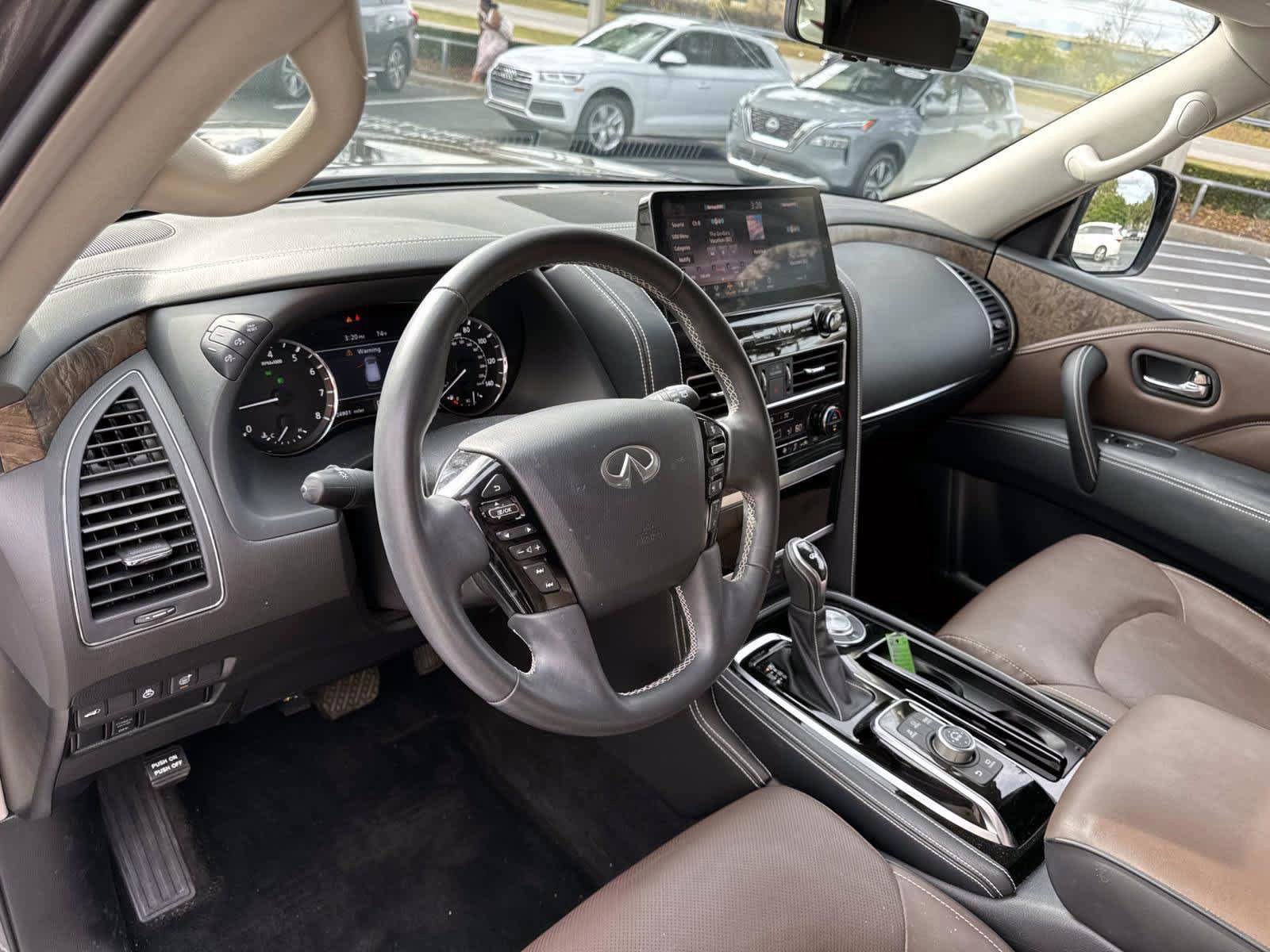 Certified 2024 INFINITI QX80 Premium Select image 13