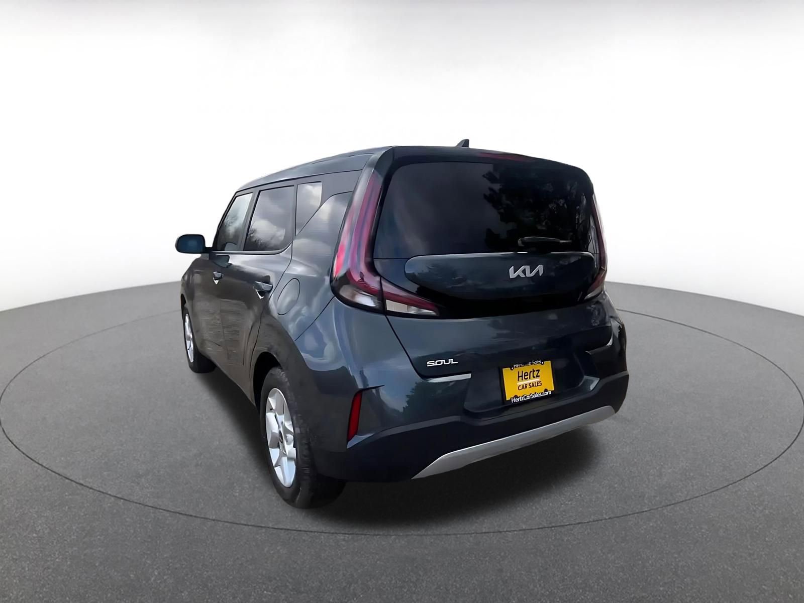 Used 2025 Kia Soul LX w/ LX Technology Package image 11