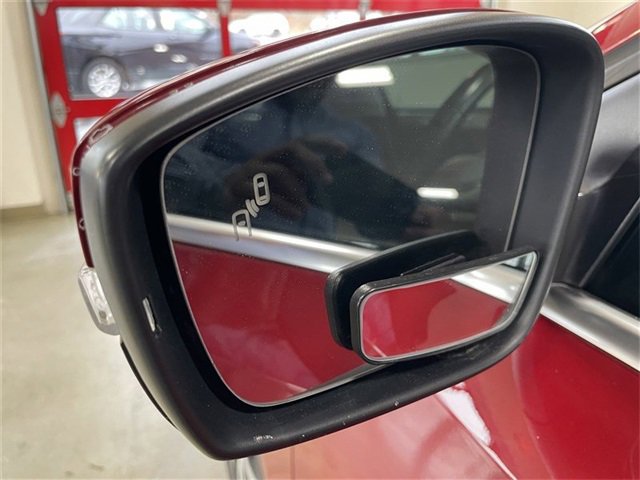 Used 2017 Volkswagen Jetta SE image 24