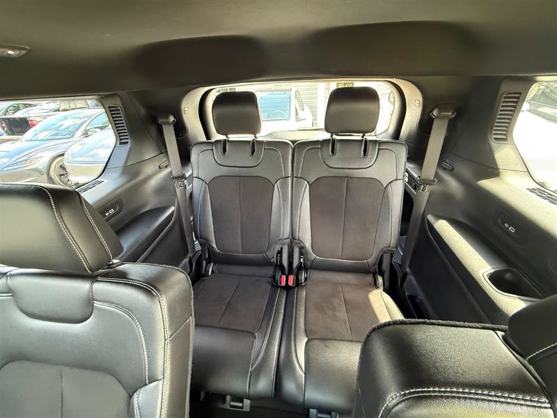 Used 2023 Jeep Grand Cherokee L Laredo AWD/4WD image 13