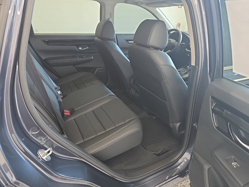 Used 2026 Honda CR-V EX-L image 11