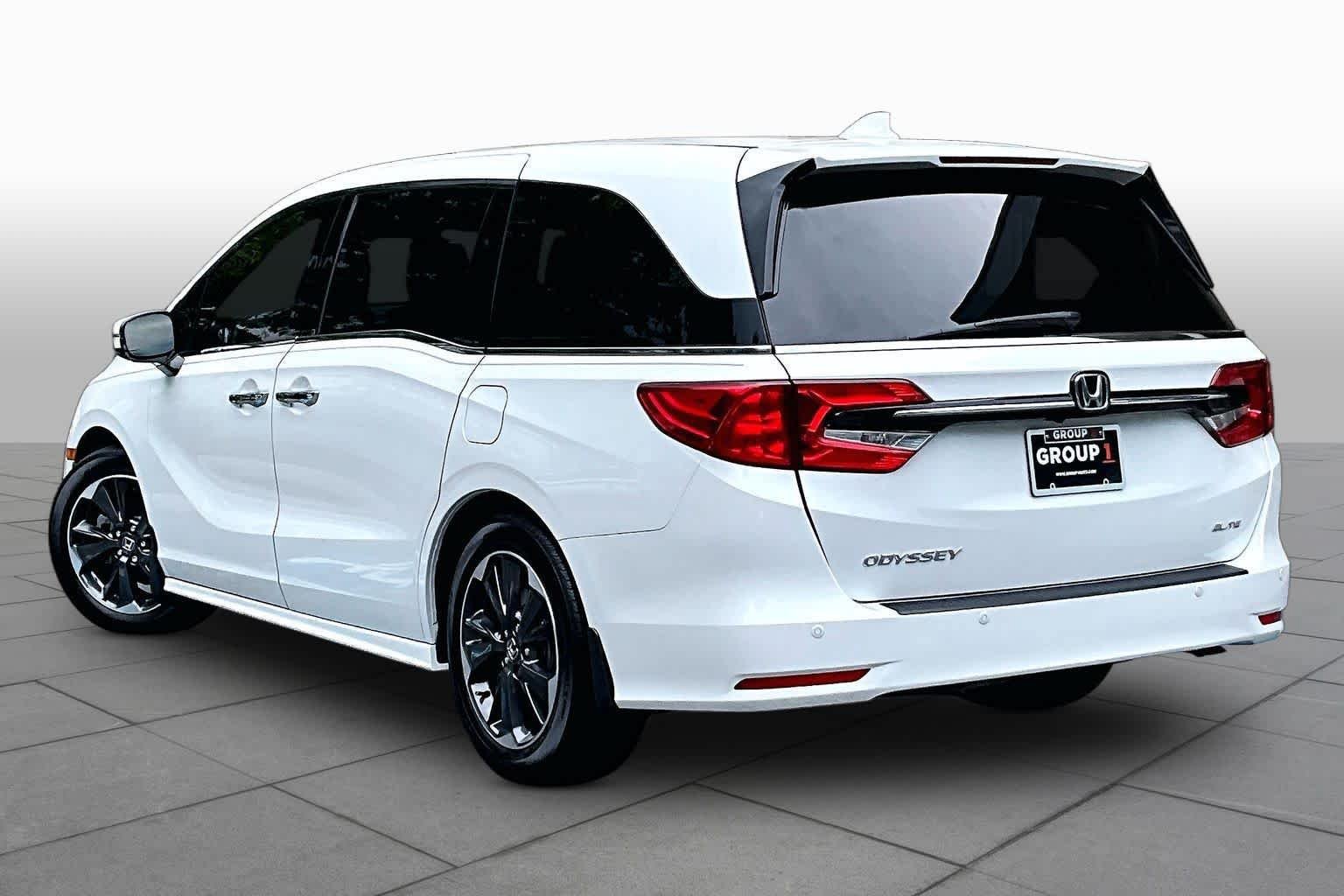 Certified 2022 Honda Odyssey Elite image 12