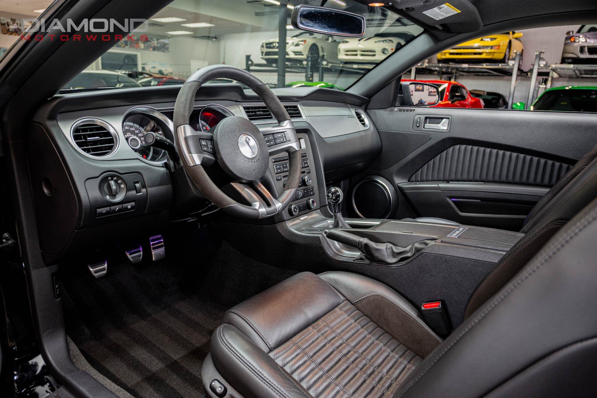 Used 2013 Ford Mustang Shelby GT500 RWD image 89