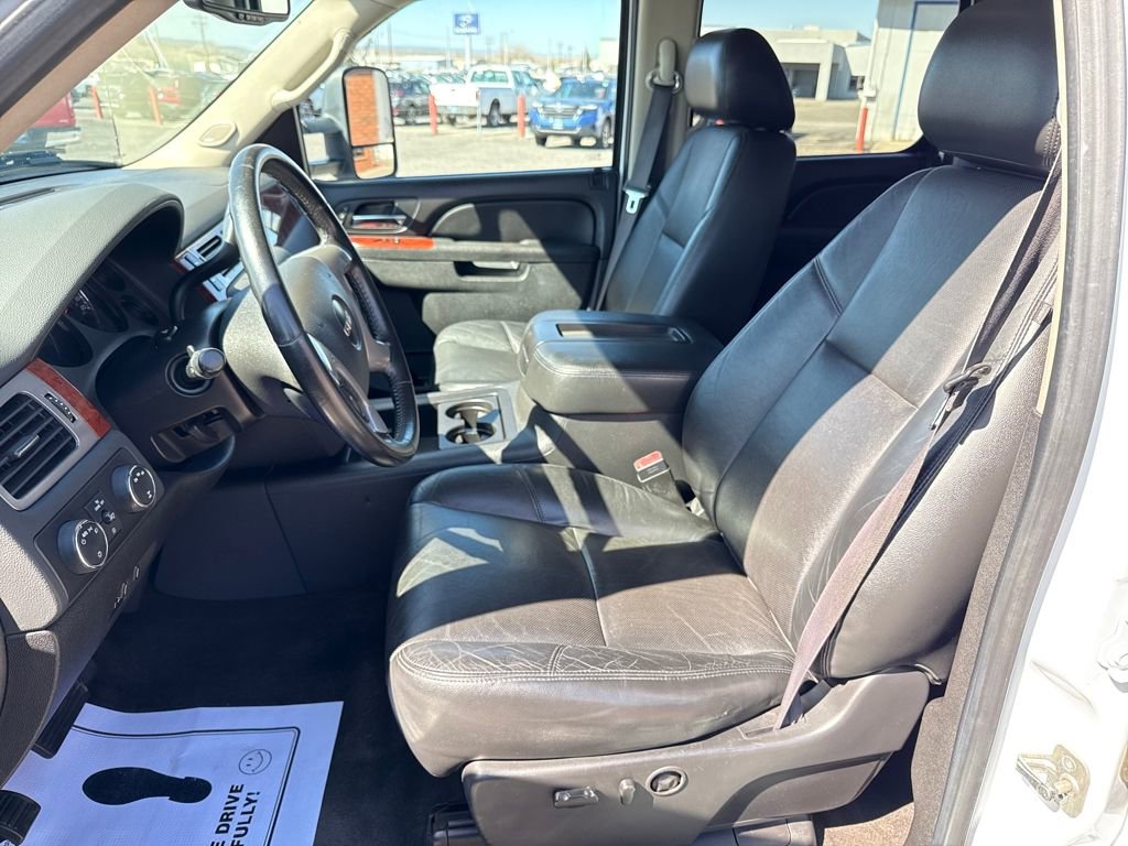 Used 2013 GMC Sierra 2500 SLT w/ SLT Convenience Package image 11