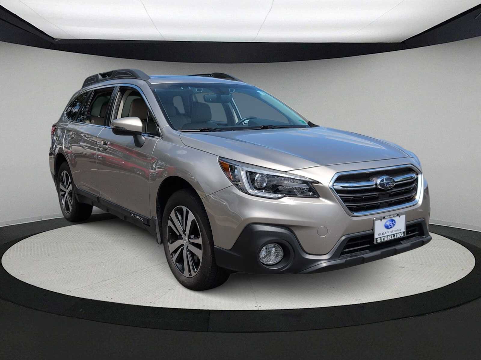 Used 2018 Subaru Outback 2.5i Limited AWD/4WD image 2