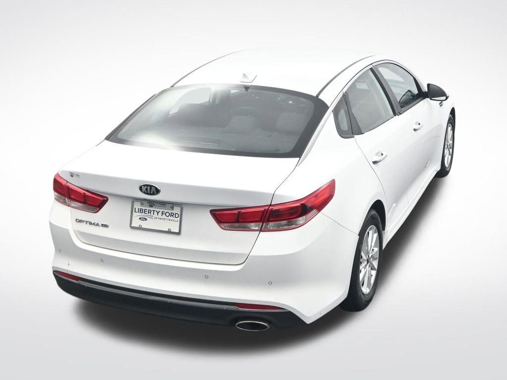 Used 2018 Kia Optima LX image 29