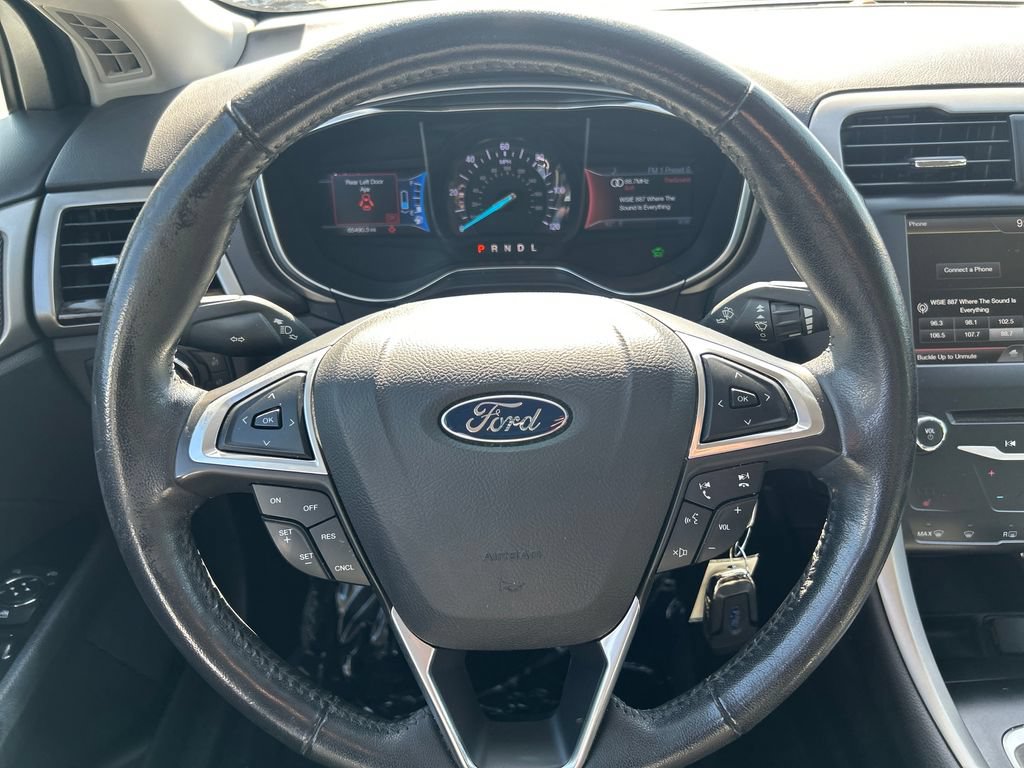 Used 2014 Ford Fusion Energi SE FWD image 17