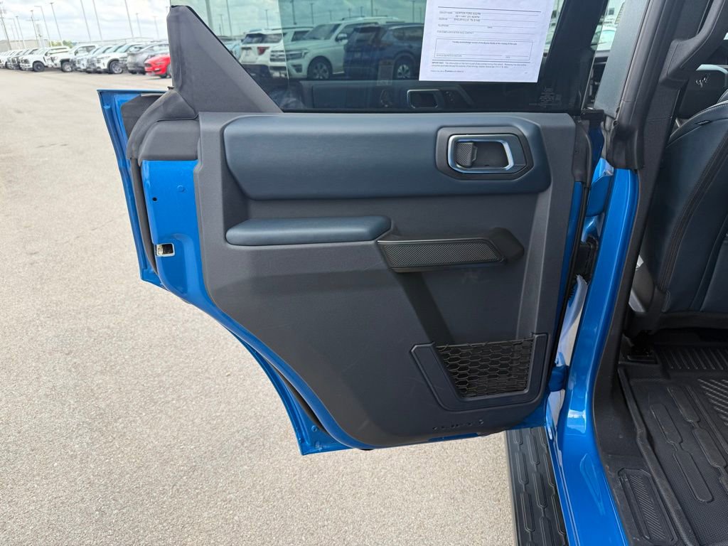 Used 2024 Ford Bronco Outer Banks image 12