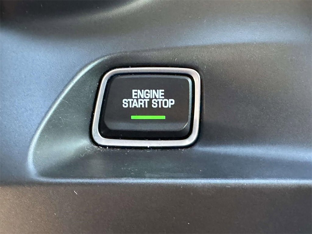 Used 2019 Chevrolet Camaro LS image 9