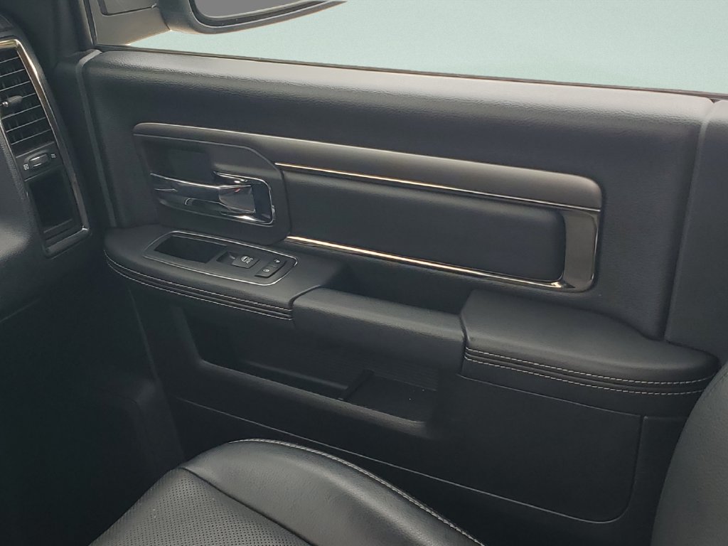 Used 2018 RAM 2500 Laramie w/ Sport Appearance Group AWD/4WD image 17