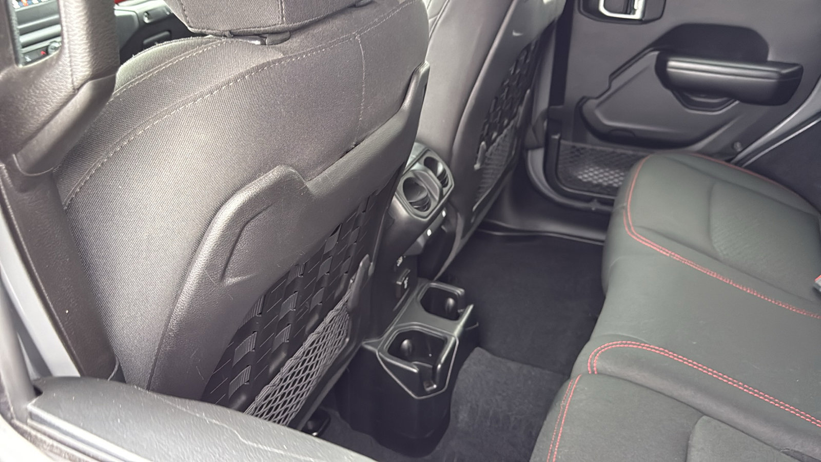 Used 2019 Jeep Wrangler Unlimited Rubicon w/ LED Lighting Group image 28