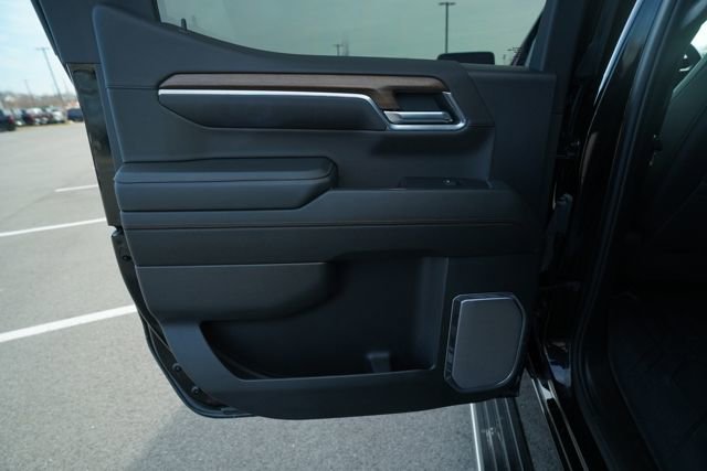 Used 2024 Chevrolet Silverado 1500 High Country image 17