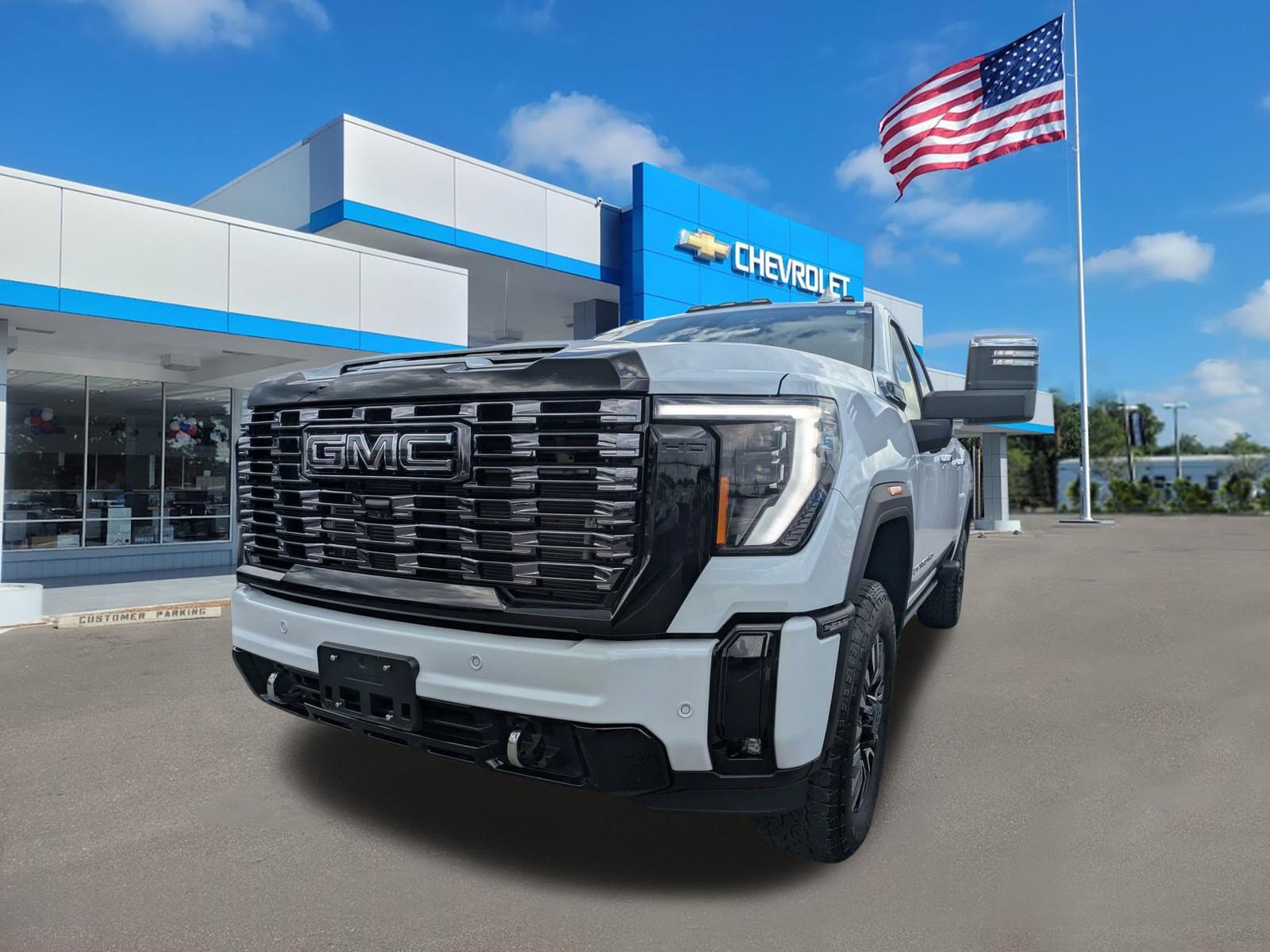 Used 2026 GMC Sierra 2500 Denali Ultimate w/ Snow Plow Prep/Camper Package AWD/4WD image 7