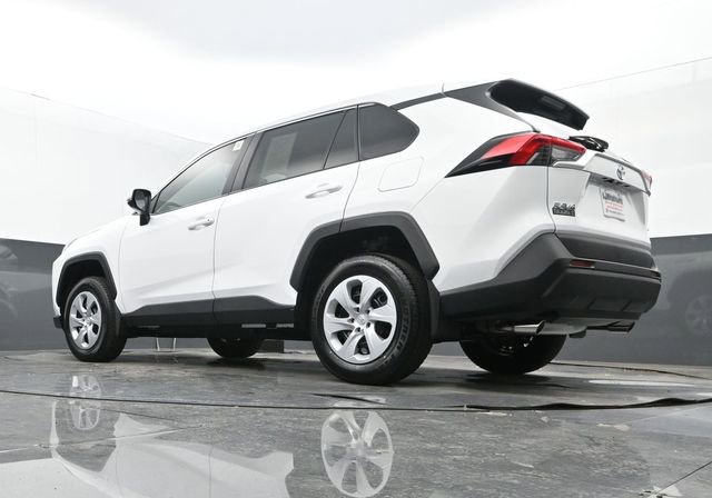 Used 2025 Toyota RAV4 LE image 23