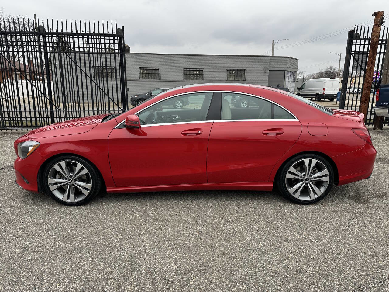 Used 2018 Mercedes-Benz CLA 250 image 8