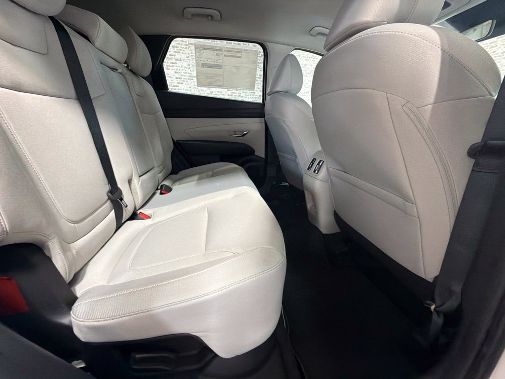 New 2026 Hyundai Tucson SEL FWD image 12