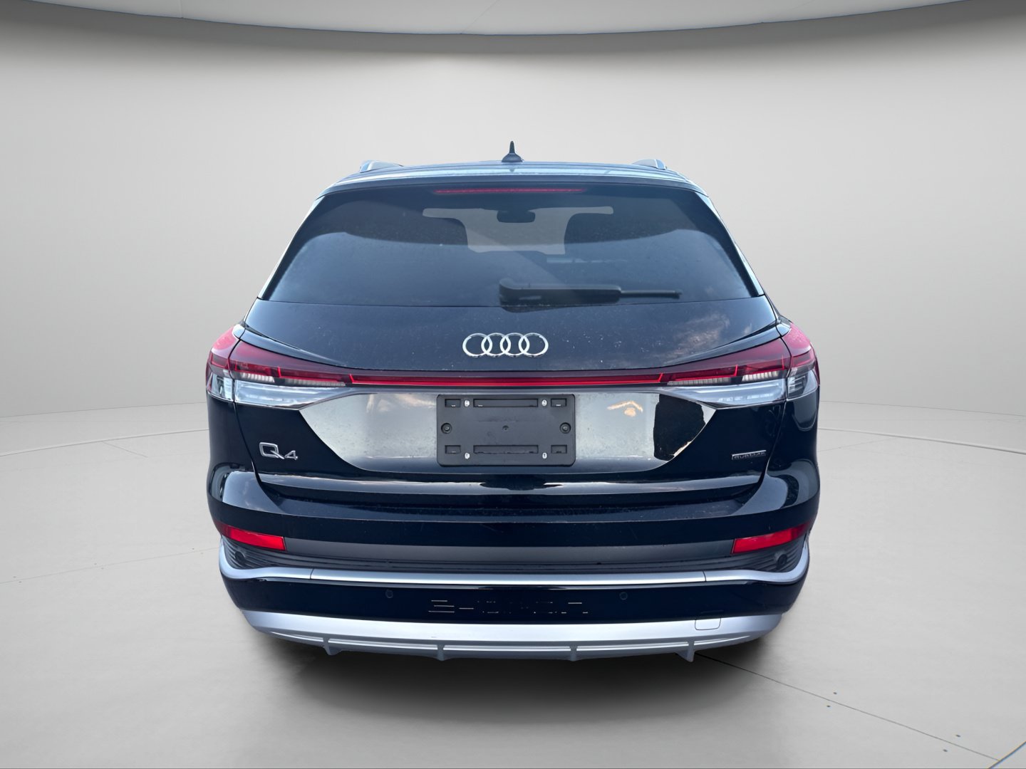 Used 2023 Audi Q4 e-tron Premium Plus w/ Premium Plus AWD/4WD image 13