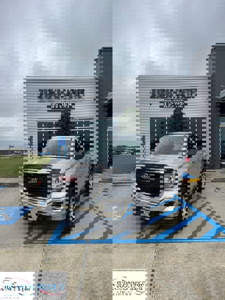 Used 2018 GMC Sierra 1500 2WD Regular Cab image 1